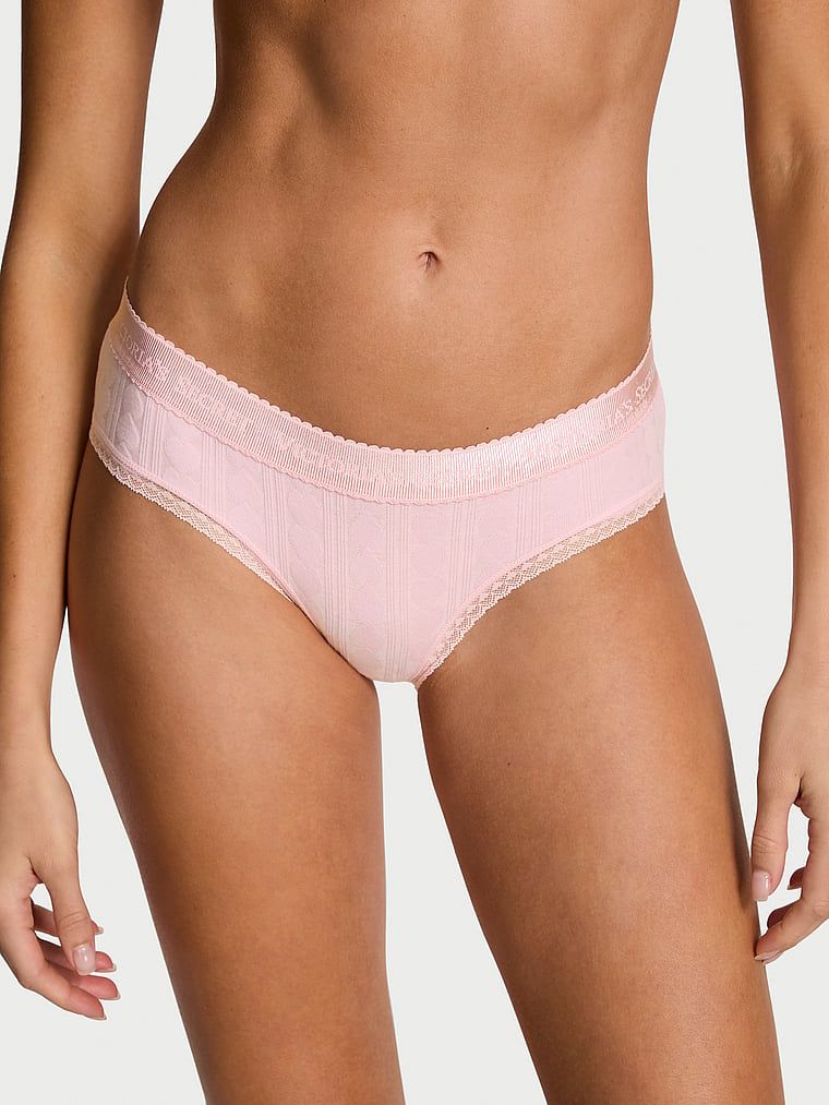Bavlněné kalhotky se srdíčky a logem Heart Pointelle Hiphugger. Produkt je růžové barvy a pochází z kolekce Cotton.
