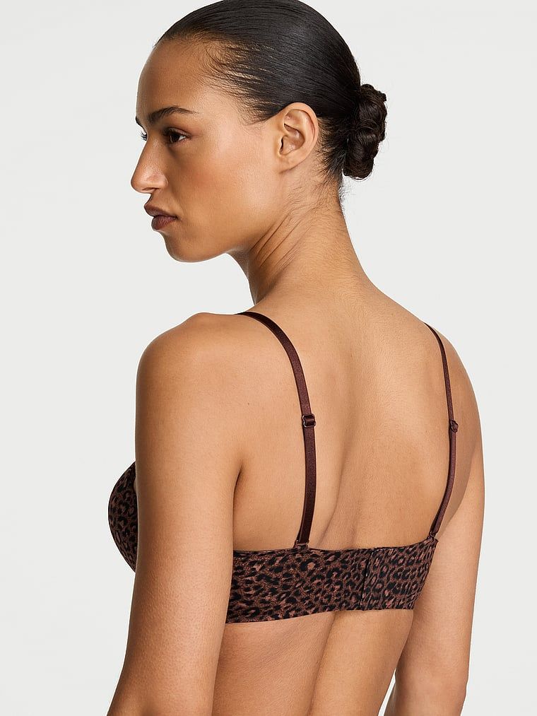 Push-up podprsenka bez ramínek 2 velikosti Bombshell. Produkt je vzorovaný a pochází z kolekce Victoria's Secret Bar.