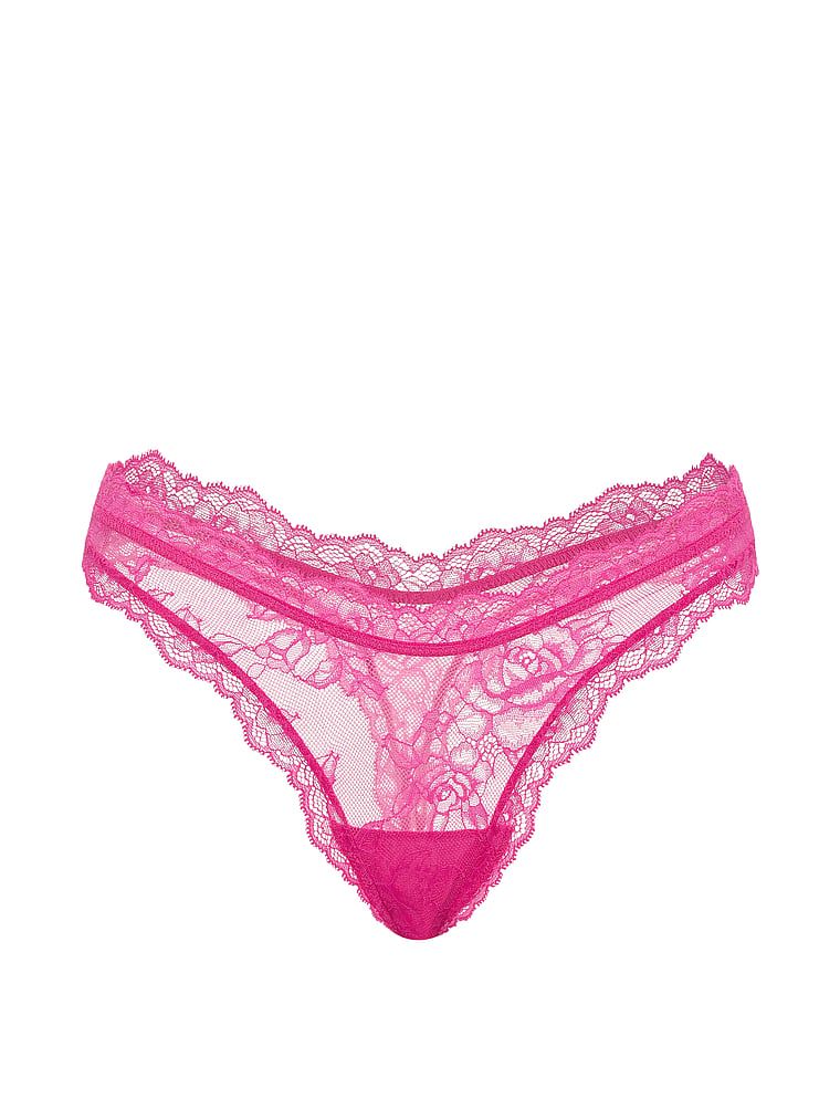 Krajkové tanga s vysoko střiženými nohavicami Rose Lace. Produkt je růžové barvy a pochází z kolekce Very Sexy.
