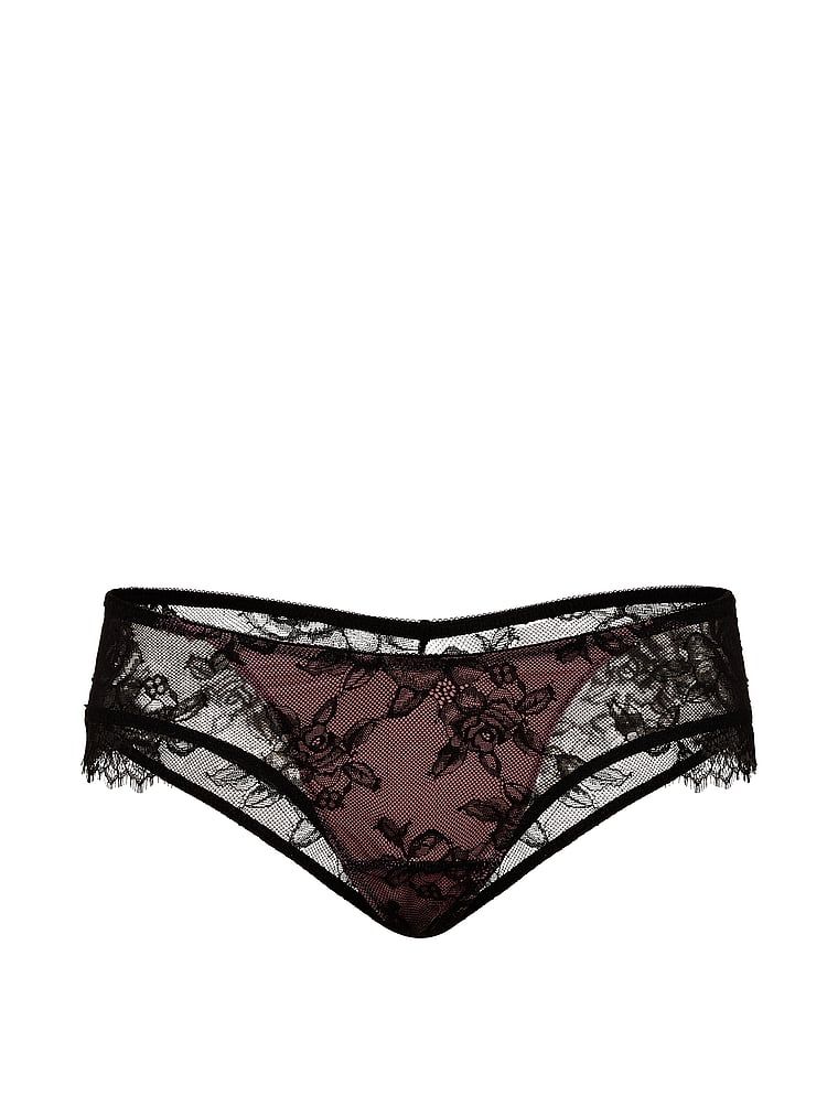 Překryjte krajkové kalhotky Cheeky. Produkt je růžové barvy a pochází z kolekce Very Sexy.
