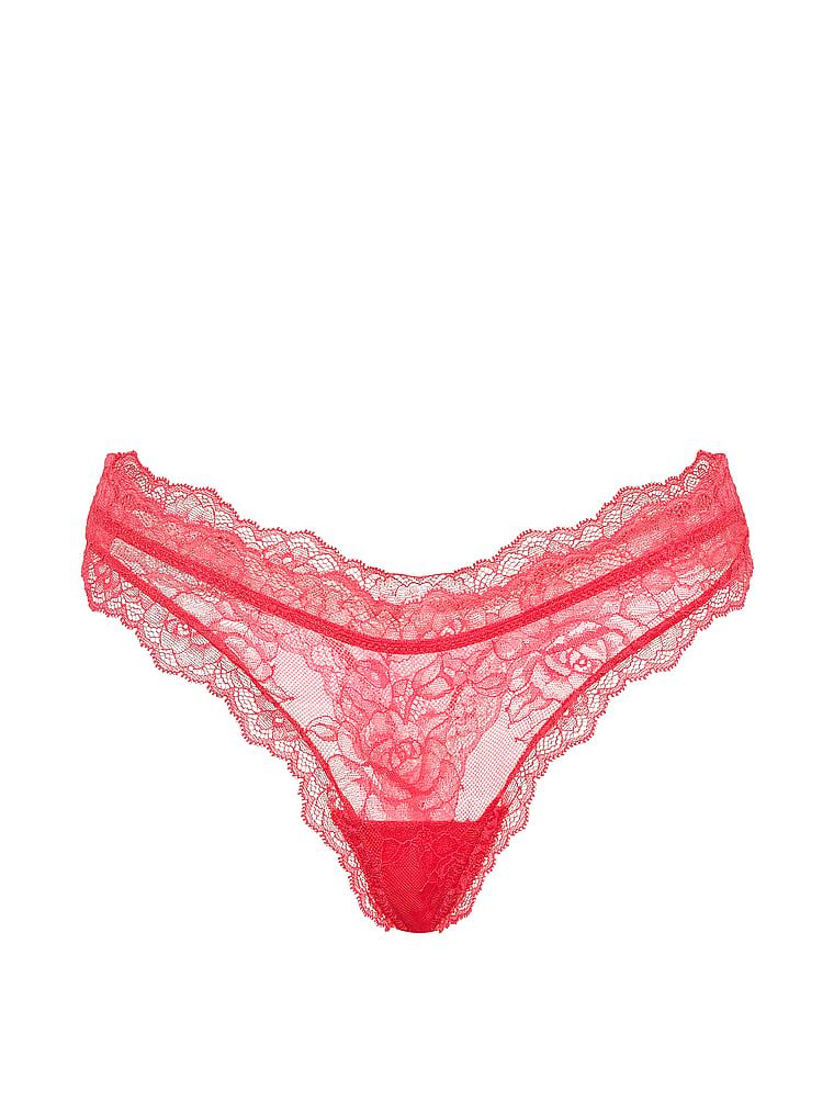 Krajkové tanga s vysoko střiženými nohavicami Rose Lace. Produkt je růžové barvy a pochází z kolekce Very Sexy.