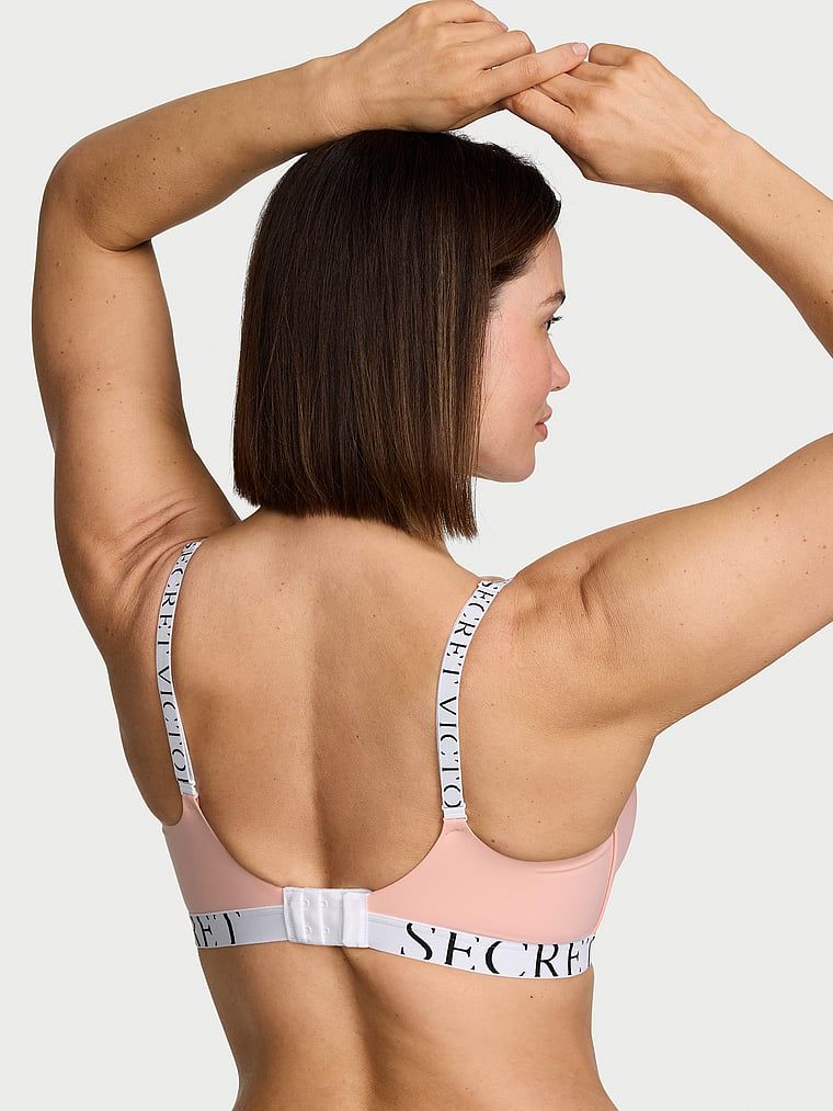 Lehce vycpaná podprsenka bez kostic, CoolBra. Produkt je růžové barvy a pochází z kolekce triček.