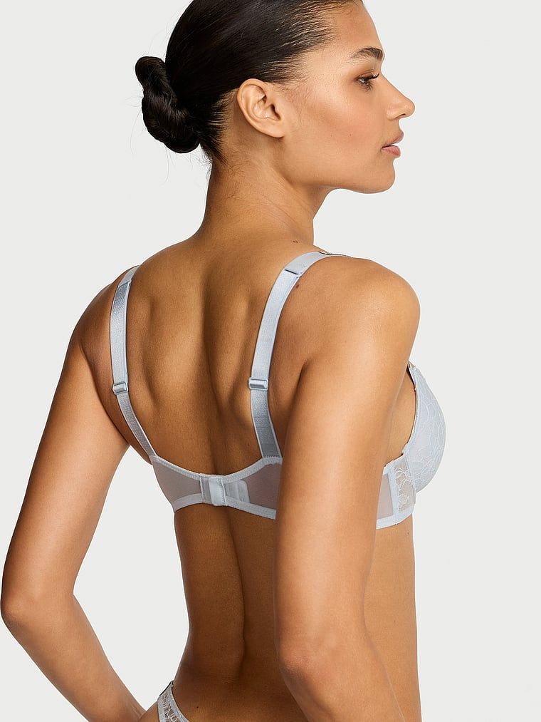 Mírně vycpávaná krajková podprsenka s lesklými ramínky Shine Strap Demi. Produkt je modré barvy a pochází z kolekce Very Sexy.