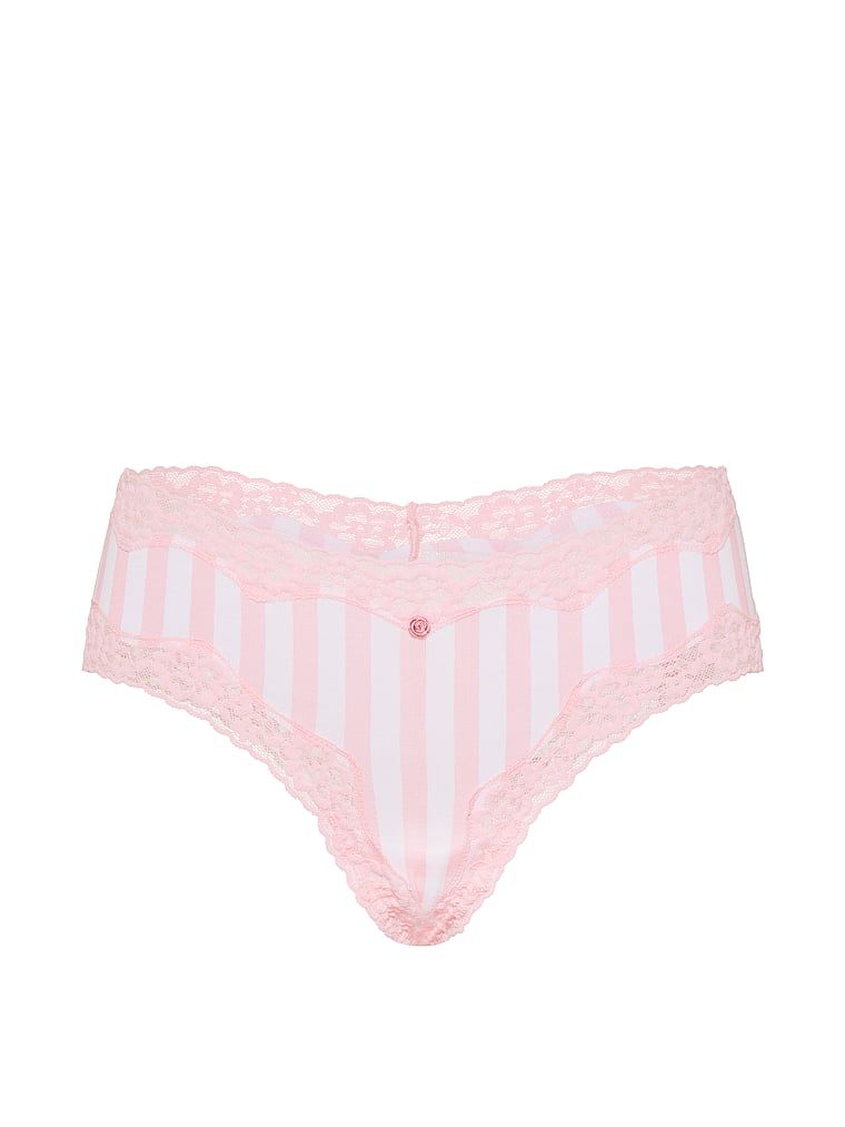 Bavlněné kalhotky s krajkou na okrajích Lace-Waist Cheeky. Produkt je vzorovaný a pochází z kolekce Lace Trim.